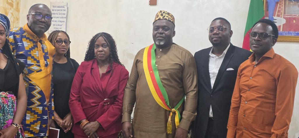 Projet SPORCAP : le Maire de la Ville de Bafoussam reçoit une mission de l’Agence Française de Développement (AFD)